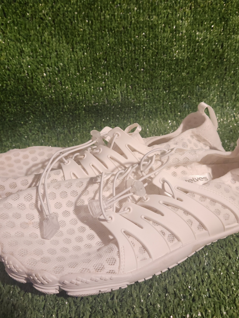 White Unisex Slip-On Mesh Athletic Shoes